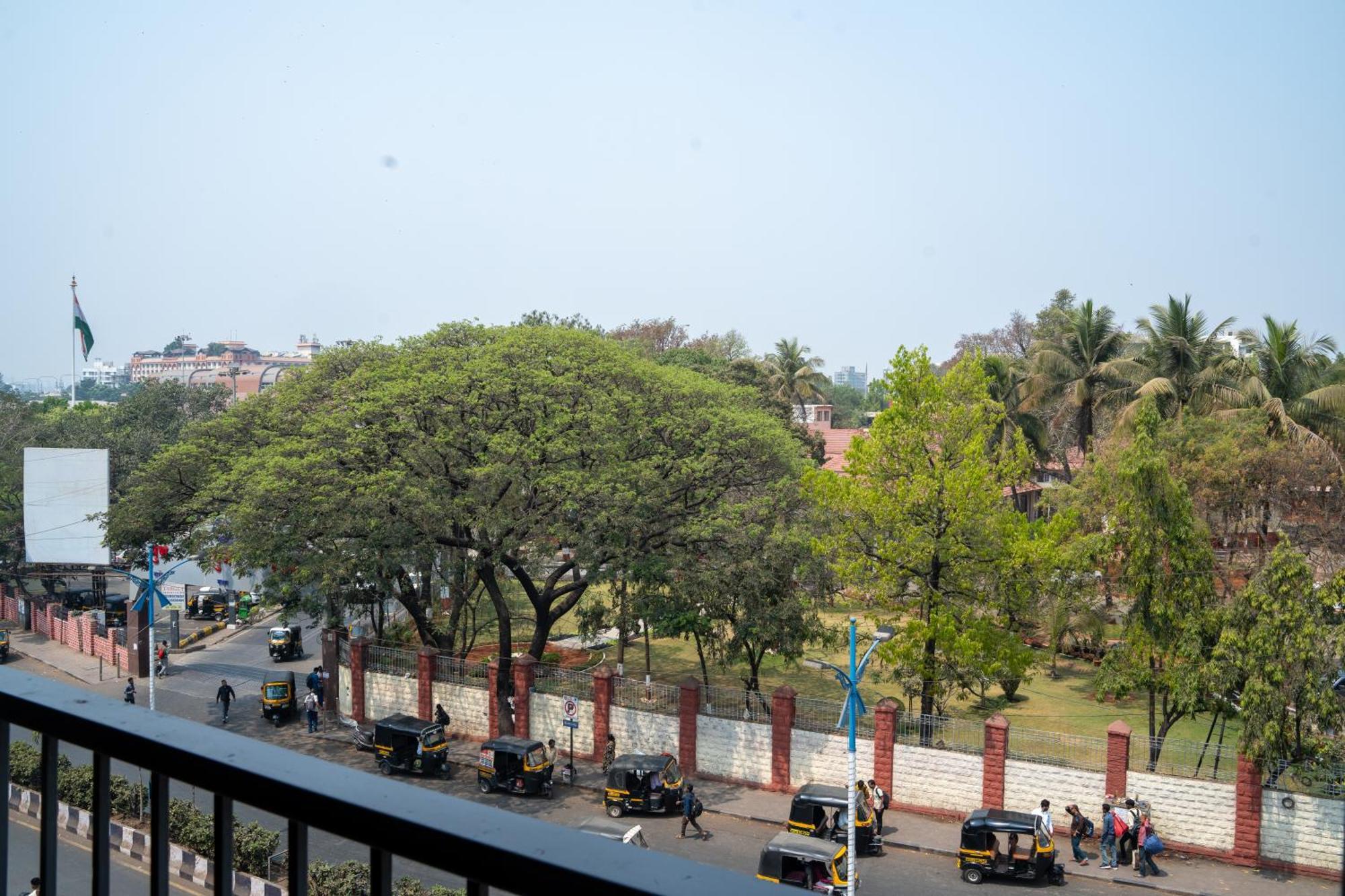 Hotel Dreamland Pune Exterior foto